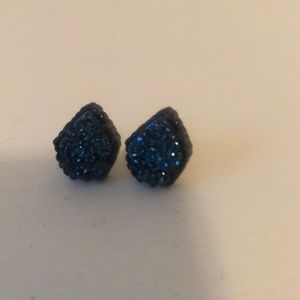 Kendra Scott earrings